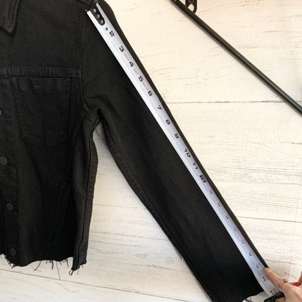L’agence Janelle Cropped Black Jacket - Picture 13 of 14